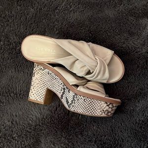 Very Volatile block platform heels